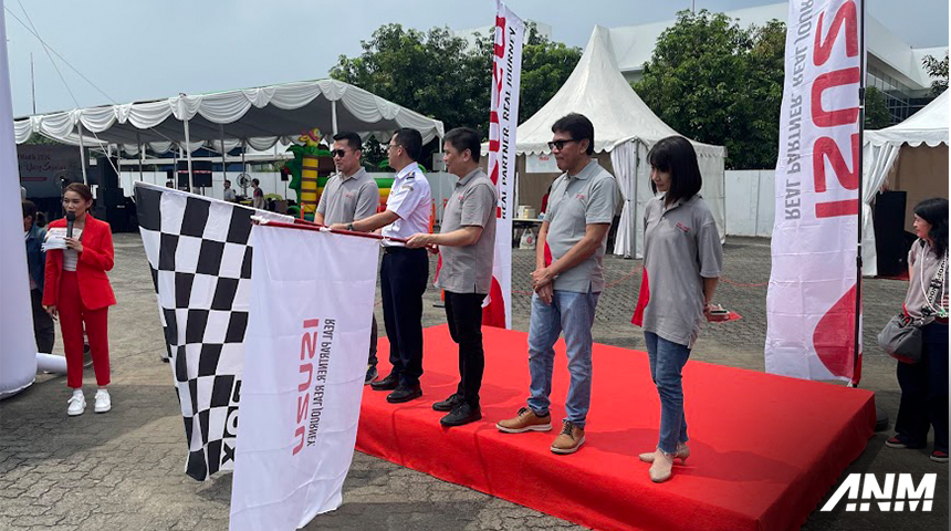 Berita, mudik-gratis-isuzu-3: Isuzu Berangkatkan Lebih dari 50 Keluarga dalam Program Mudik Gratis #DitemaniYangSejalan 