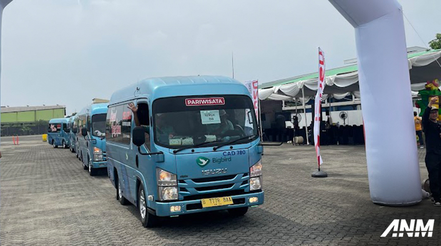 Berita, mudik-gratis-isuzu: Isuzu Berangkatkan Lebih dari 50 Keluarga dalam Program Mudik Gratis #DitemaniYangSejalan 