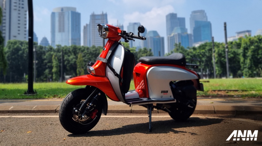Merek Motor, scomadi-technica-200-i-urban-series-2024-indonesia-orange-white-front: Gallery Foto Scomadi Technica 200i Urban Series : Ini Baru Skutik Retro!