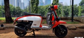 scomadi-technica-200-i-urban-series-2024-indonesia-orange-white-detail-speedo-meter