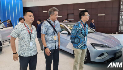 IIMS Surabaya 2024 : BYD Pamerkan Line Up Lengkap BEV Mereka! IIMS Surabaya 2024 : BYD Pamerkan Line Up Lengkap BEV Mereka!