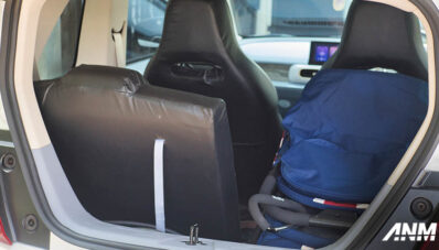 Test Drive Seres E1 : Cocok Buat Newbie, Gak Perlu Pusing Tipe Charger Test Drive Seres E1 : Cocok Buat Newbie, Gak Perlu Pusing Tipe Charger