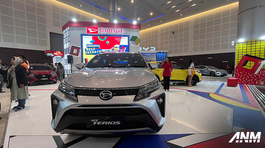 Berita, Booth Daihatsu IIMS Surabaya 2024: IIMS Surabaya 2024 : Daihatsu Tawarkan Program Spesial!