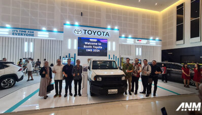 IIMS Surabaya 2024 : Toyota Hadirkan Hilux Rangga, Bisa Test Drive!
