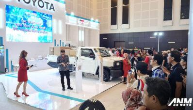 IIMS Surabaya 2024 : Toyota Hadirkan Hilux Rangga, Bisa Test Drive!