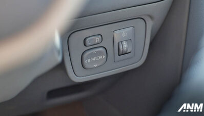 Test Drive Seres E1 : Cocok Buat Newbie, Gak Perlu Pusing Tipe Charger Test Drive Seres E1 : Cocok Buat Newbie, Gak Perlu Pusing Tipe Charger