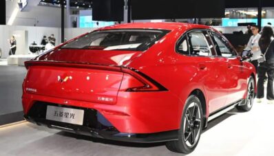 Beijing Auto 2024 : Wuling Starlight EV Rilis, Mulai 224 Jutaan! Beijing Auto 2024 : Wuling Starlight EV Rilis, Mulai 224 Jutaan!