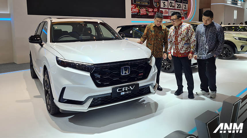 Berita, Honda Surabaya Center IIMS Surabaya 2024 CRV: IIMS Surabaya 2024 : Beli Mobil Honda Banyak Untungnya!
