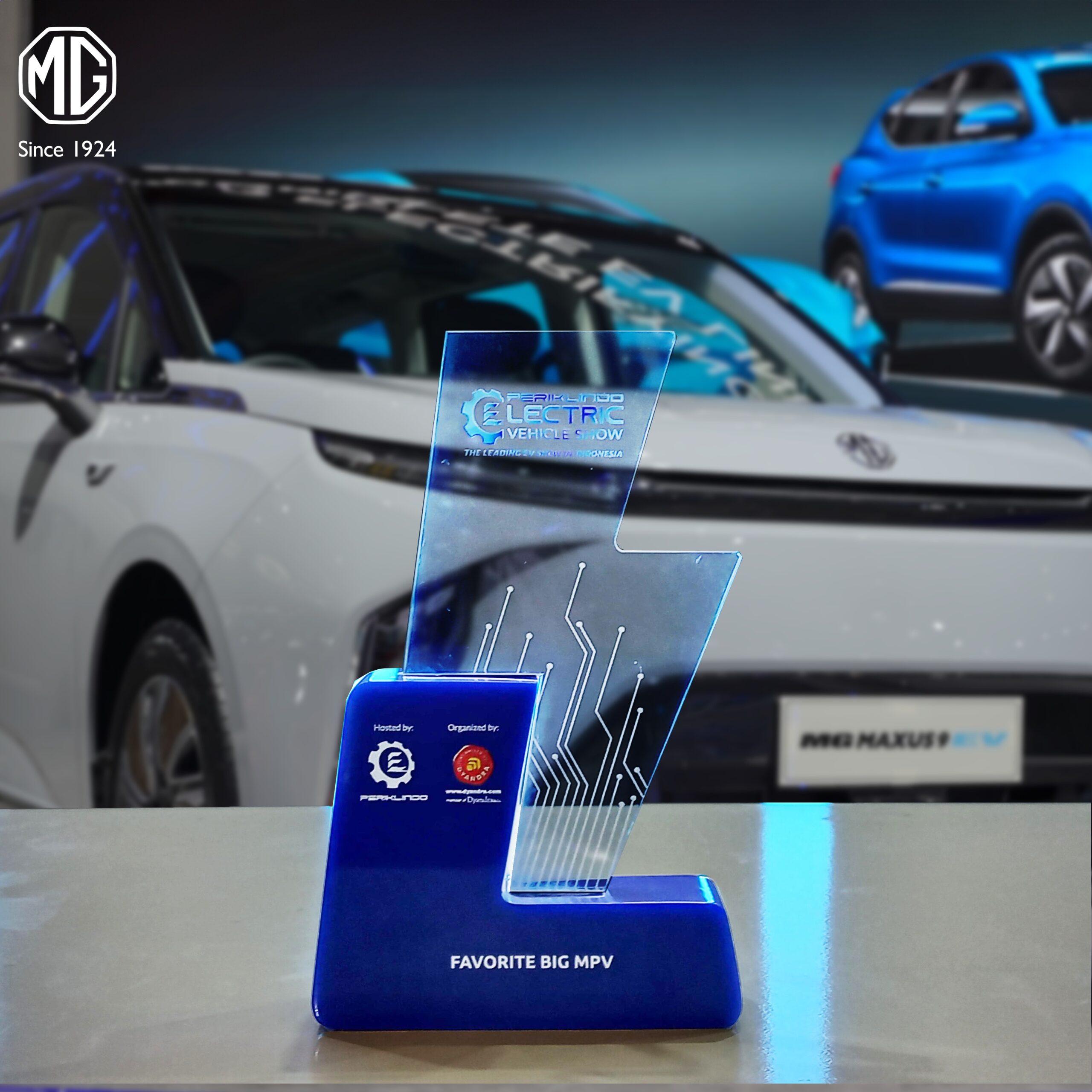 Berita, MG Maxus 9 Awards: MG Maxus 9 Raih Penghargaan “Favorite Big MPV” dari PEVS 2024!