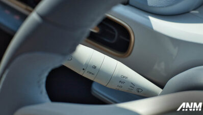 Test Drive Seres E1 : Cocok Buat Newbie, Gak Perlu Pusing Tipe Charger Test Drive Seres E1 : Cocok Buat Newbie, Gak Perlu Pusing Tipe Charger