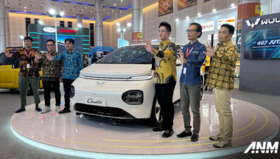 IIMS Surabaya 2024 : Wuling Cloud Dirilis, Mulai 407 Jutaan! IIMS Surabaya 2024 : Wuling Cloud Dirilis, Mulai 407 Jutaan!