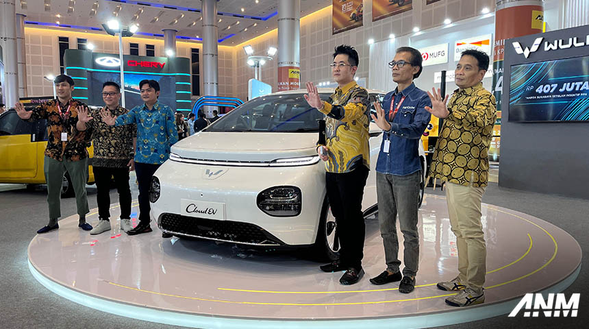 Berita, Wuling IIMS Surabaya 2024: IIMS Surabaya 2024 : Wuling Cloud Dirilis, Mulai 407 Jutaan!