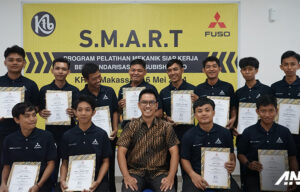 Demi Hasilkan Mekanik Handal, Mitsubishi Fuso Berkerja Sama dengan Beberapa SMK Demi Hasilkan Mekanik Handal, Mitsubishi Fuso Berkerja Sama dengan Beberapa SMK