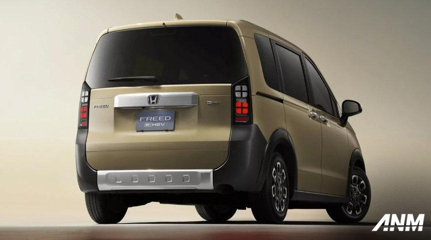 Berita, honda-freed-6: Honda Freed Generasi Ketiga Akhirnya Meluncur di Jepang, Ada Versi Crossover-nya Lho!