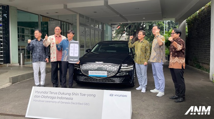 Berita, hyundai-shin-tae-yong-1: Apresiasi Prestasi Sepak Bola Tanah Air, Shin Tae-yong Dapat Genesis G80 LWB!