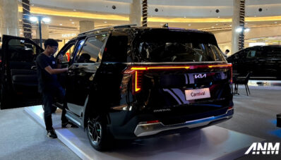 Kia Luncurkan Carnival Facelift, Tersedia 3 Varian dengan Harga Mulai Rp 960 Juta! Kia Luncurkan Carnival Facelift, Tersedia 3 Varian dengan Harga Mulai Rp 960 Juta!