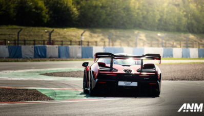 Tribute to Ayrton Senna, Bruno Senna Kembali ke ‘Lap of the Gods’ dengan McLaren Senna Tribute to Ayrton Senna, Bruno Senna Kembali ke ‘Lap of the Gods’ dengan McLaren Senna