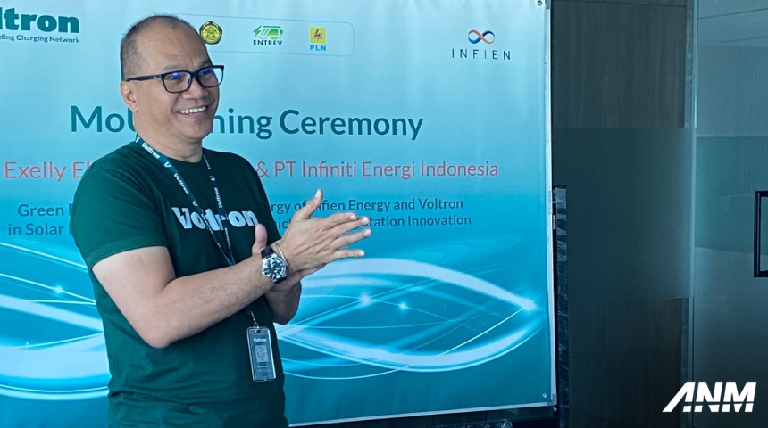 Berita, voltron-infien-energy-mou-signing-spklu-solar-surya-panel-2024-abdul-rahman-elly-direktur: Sinergi Voltron Dan Infien Energy, Bangun Inovasi SPKLU Bertenaga Matahari