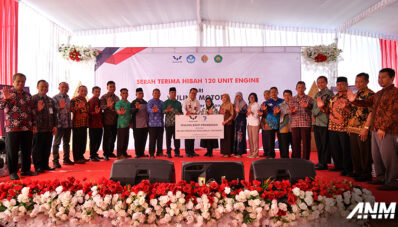 Wuling Donasikan Mesin Untuk SMK & Universitas di Jawa Tengah dan DIY Wuling Donasikan Mesin Untuk SMK & Universitas di Jawa Tengah dan DIY