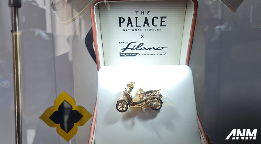 Yamaha dan The Palace Jeweler Berkolaborasi Hasilkan Pendant Eksklusif Yamaha dan The Palace Jeweler Berkolaborasi Hasilkan Pendant Eksklusif