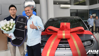 BYD Haka Handover Unit ke Konsumen, Komitmen Tambah Diler BYD Haka Handover Unit ke Konsumen, Komitmen Tambah Diler