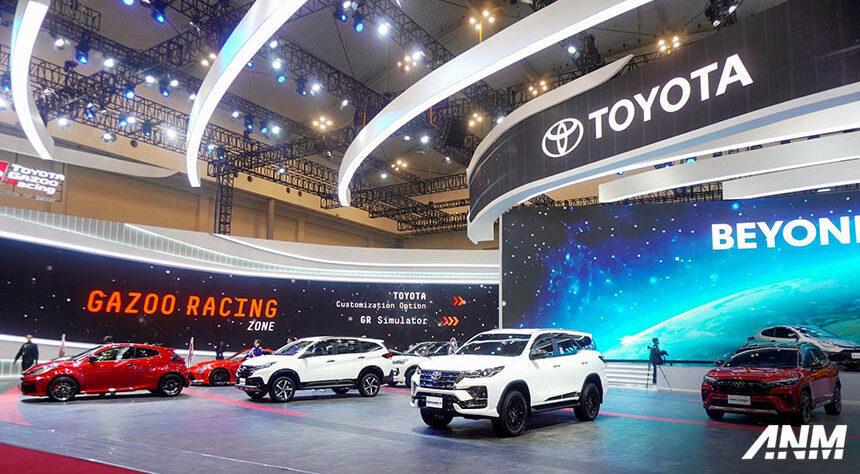 Toyota Bukukan 6.202 SPK di GIIAS 2024, Kijang Innova Laris! Toyota Bukukan 6.202 SPK di GIIAS 2024, Kijang Innova Laris!