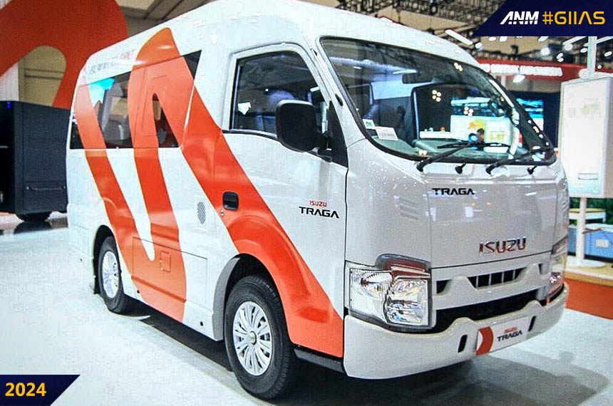 , Isuzu GIIAS 2024 traga minibus: Isuzu GIIAS 2024 traga minibus