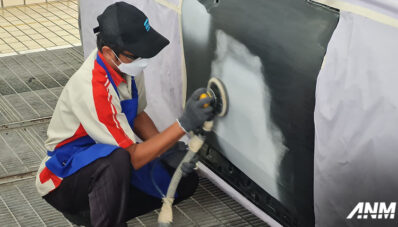 Body & Cat Auto2000 Singosari : Layani Malang Raya, Bisa 8 Jam Selesai! Body & Cat Auto2000 Singosari : Layani Malang Raya, Bisa 8 Jam Selesai!