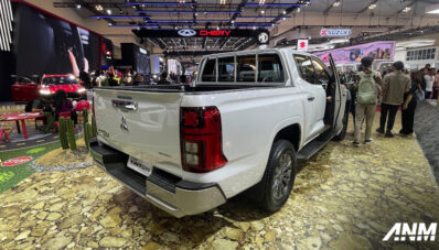 GIIAS 2024: Mitsubishi Luncurkan All New Triton, Pakai Mesin Baru Yang Lebih Bertenaga! GIIAS 2024: Mitsubishi Luncurkan All New Triton, Pakai Mesin Baru Yang Lebih Bertenaga!