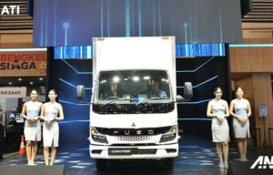 GIIAS 2024: Mitsubishi Fuso Luncurkan eCanter, Truk EV Pertama di Indonesia! GIIAS 2024: Mitsubishi Fuso Luncurkan eCanter, Truk EV Pertama di Indonesia!