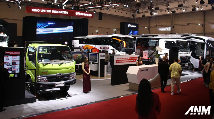 Berita, hino-giias: GIIAS 2024: Hino Luncurkan Light Duty Truck 6×2, Pertama di Indonesia