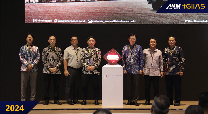 GIIAS 2024: Hino Finance Luncurkan Paket Premium untuk Usaha GIIAS 2024: Hino Finance Luncurkan Paket Premium untuk Usaha