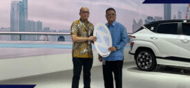 hyundai-kona-handover-2