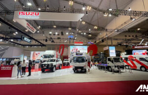 GIIAS 2024: Isuzu Tawarkan Solusi Lengkap Kebutuhan Kendaraan Komersial GIIAS 2024: Isuzu Tawarkan Solusi Lengkap Kebutuhan Kendaraan Komersial
