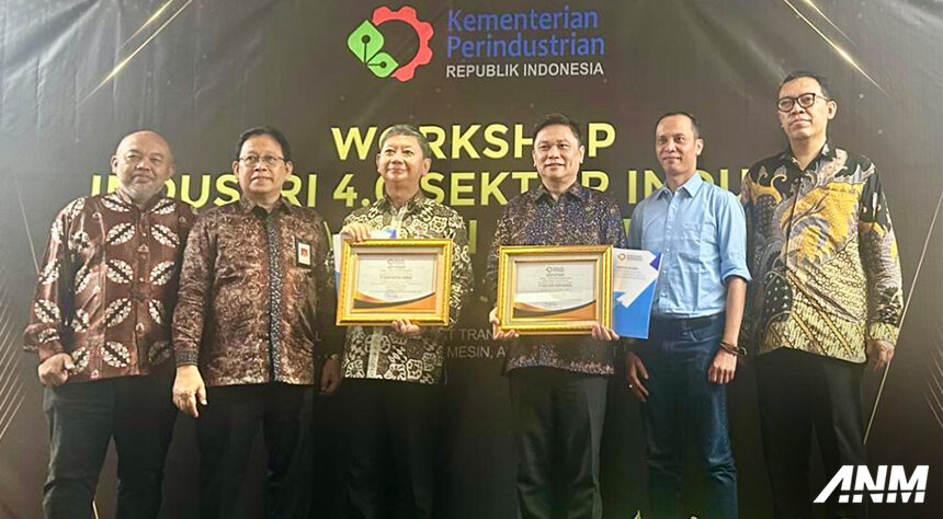 Pertama di Sektor Kendaraan Komersil, Isuzu Raih Sertifikat INDI 4.0 dari Kemenperin Pertama di Sektor Kendaraan Komersil, Isuzu Raih Sertifikat INDI 4.0 dari Kemenperin