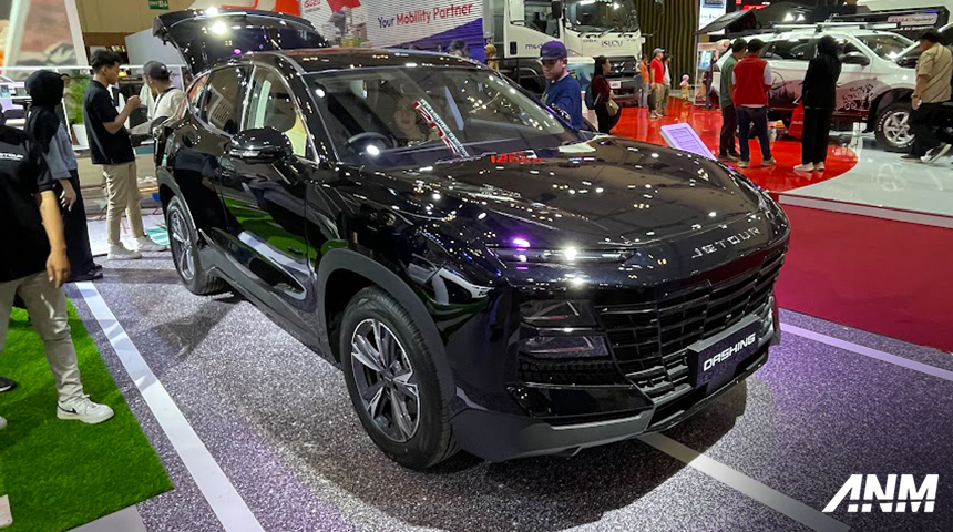 Berita, jetour-dashing: GIIAS 2024: Jetour Luncurkan Dua Model Baru, Perdana dengan Setir Kanan!