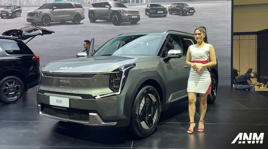 Berita, kia-giias-2024-3: GIIAS 2024: Kia Luncurkan Carnival Hybrid, EV9 Earth, dan Seltos Facelift