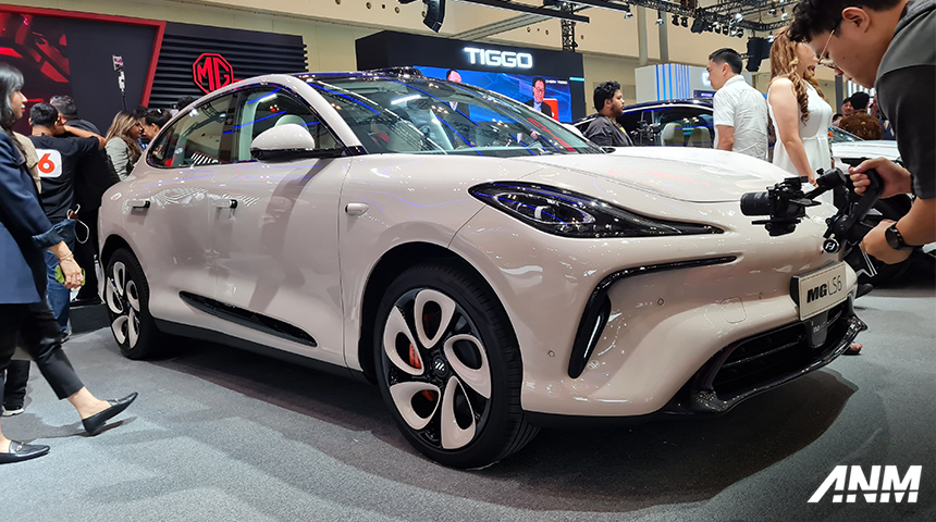 Berita, mg-ls6-giias: GIIAS 2024: MG Bawa Cyberster dan Banyak Special Display!