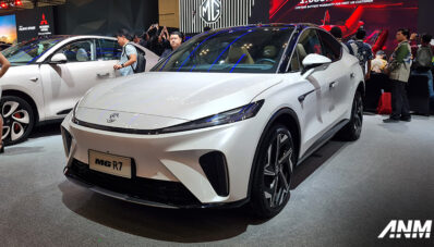 GIIAS 2024: MG Bawa Cyberster dan Banyak Special Display! GIIAS 2024: MG Bawa Cyberster dan Banyak Special Display!