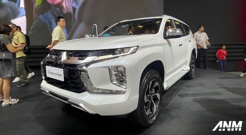 GIIAS 2024: Mitsubishi Luncurkan Pajero Sport Facelift, Apa Saja Bedanya? GIIAS 2024: Mitsubishi Luncurkan Pajero Sport Facelift, Apa Saja Bedanya?