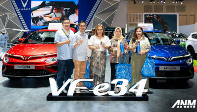 GIIAS 2024: VinFast Mulai Lakukan Pengiriman Pertama VF e34 di Indonesia GIIAS 2024: VinFast Mulai Lakukan Pengiriman Pertama VF e34 di Indonesia