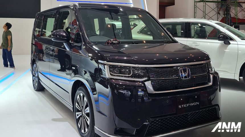 Berita, Honda StepWGN GIIAS Surabaya 2024: GIIAS Surabaya 2024 : Pangsa MPV Naik, Honda StepWGN Jadi Solusi