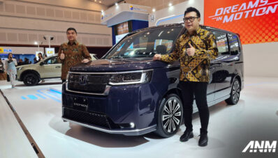 GIIAS Surabaya 2024 : Honda e:N1 & StepWGN HEV Dipamerkan Ke Publik Jatim GIIAS Surabaya 2024 : Honda e:N1 & StepWGN HEV Dipamerkan Ke Publik Jatim