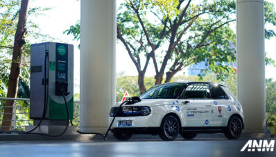 Roadshow Honda e : Kunjungi Spot Menarik di Surabaya