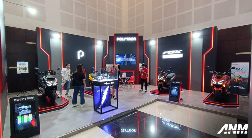 GIIAS Surabaya 2024 : Polytron Kenalkan Fox R Limited Edition X Darbotz GIIAS Surabaya 2024 : Polytron Kenalkan Fox R Limited Edition X Darbotz