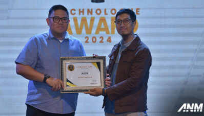 AION Berhasil Raih Penghargaan Best New Comer EV Car di Technologue Award 2024