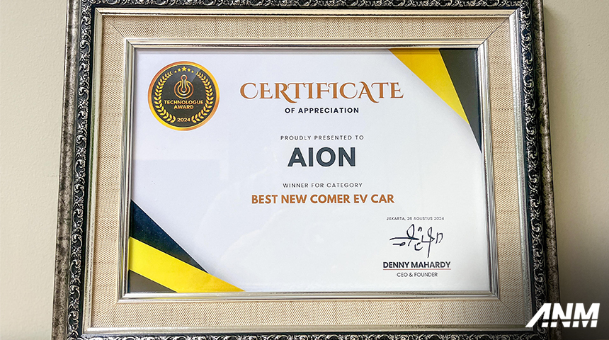 Berita, aion-award: AION Berhasil Raih Penghargaan Best New Comer EV Car di Technologue Award 2024