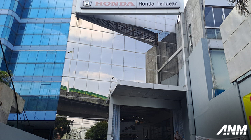 Berita, honda-tendean: Honda Tambahkan Fasilitas Body & Cat di Dealer Honda Tendean, Apa Saja Fasilitasnya?