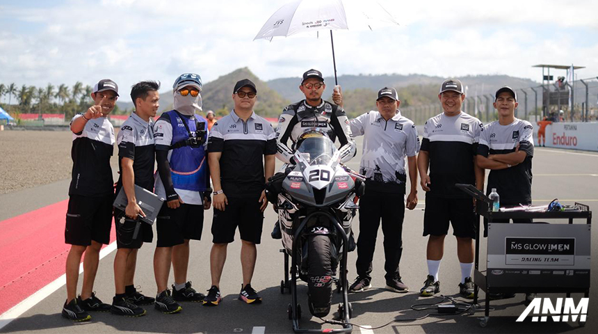 Berita, msglow-racing-team-1: MS Glow For Men Racing Team Raih Podium di Mandalika Racing Series