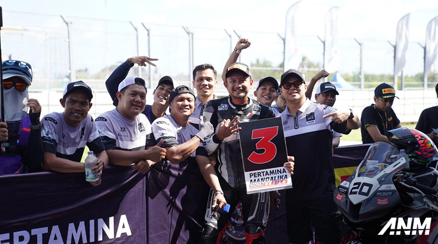 Berita, msglow-racing-team-3: MS Glow For Men Racing Team Raih Podium di Mandalika Racing Series